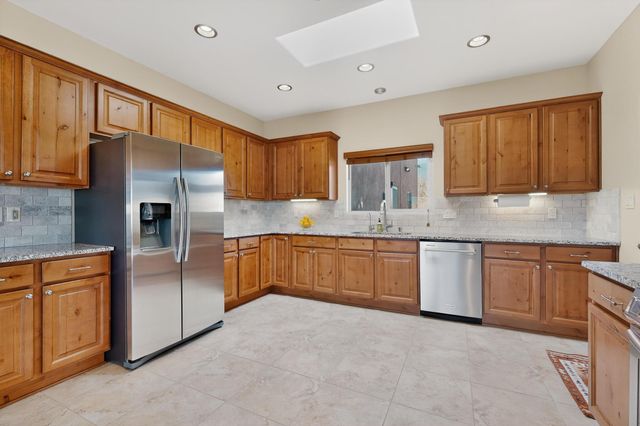 117 Doolittle Road, Corrales, NM 87048