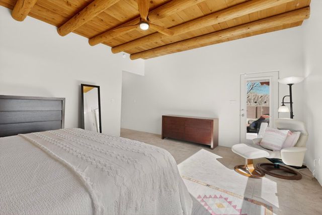 117 Doolittle Road, Corrales, NM 87048