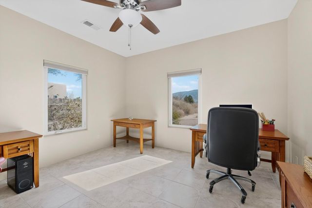 117 Doolittle Road, Corrales, NM 87048