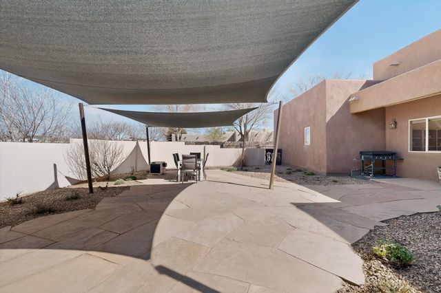 117 Doolittle Road, Corrales, NM 87048