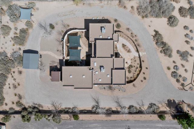 117 Doolittle Road, Corrales, NM 87048