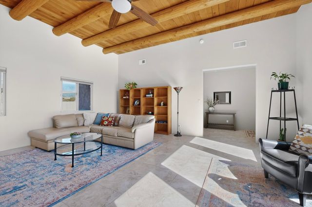 117 Doolittle Road, Corrales, NM 87048