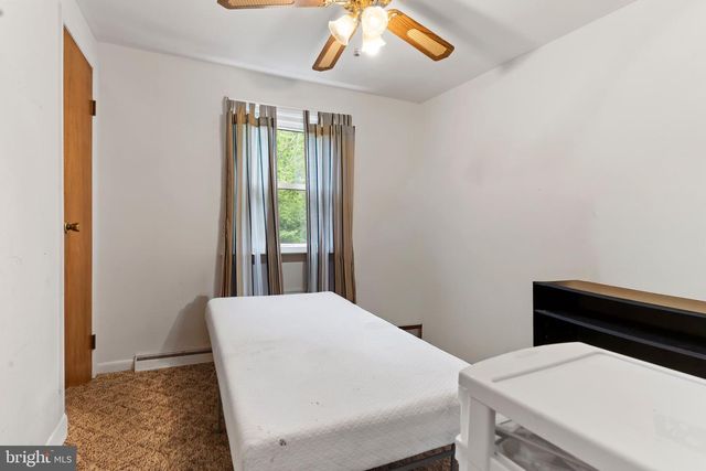 109 YELLOW BREECHES DR, Camp Hill, PA 17011