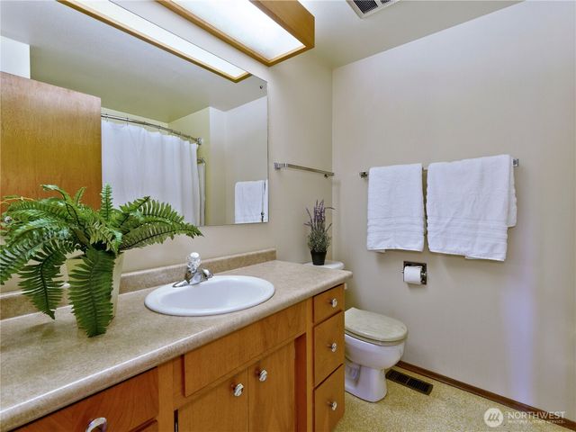 5538 S Norfolk Street, Seattle, WA 98118