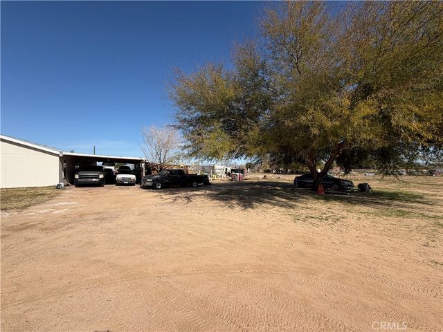 36633 Hidden River, Hinkley, CA 92347