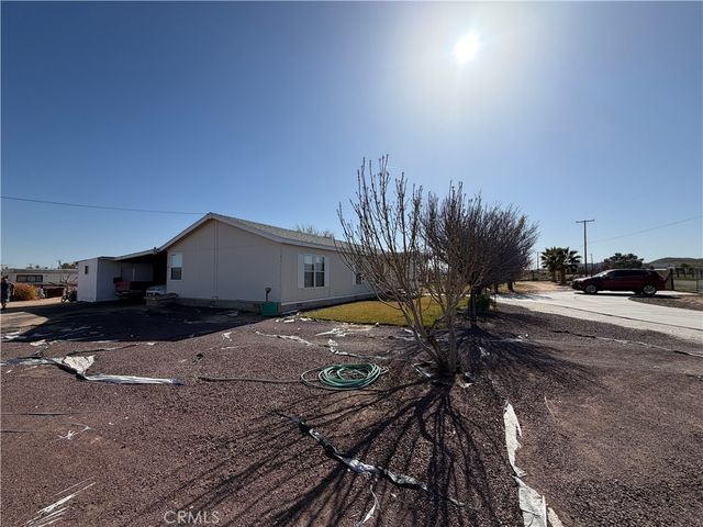 36633 Hidden River, Hinkley, CA 92347