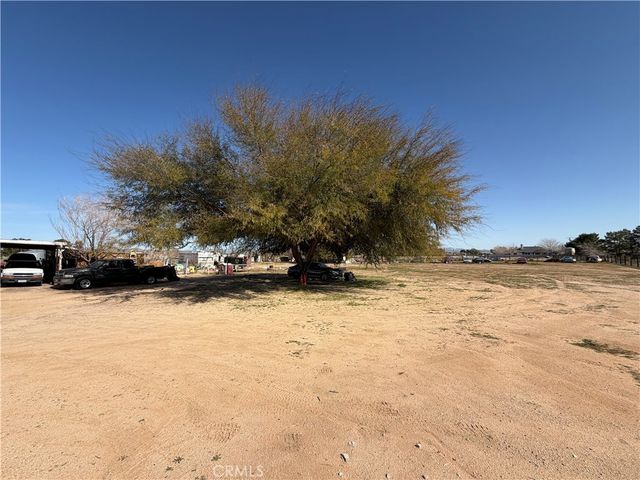 36633 Hidden River, Hinkley, CA 92347