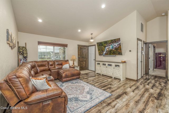 12926 N BUSHEL ST, Rathdrum, ID 83858