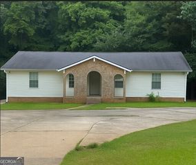 3028 Callier Springs Road SE, Rome, GA 30161