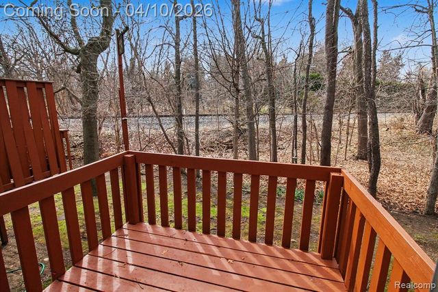 616 Rickett Road 118, Brighton, MI 48116