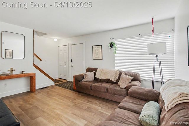 616 Rickett Road 118, Brighton, MI 48116