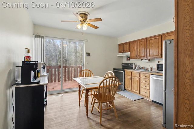 616 Rickett Road 118, Brighton, MI 48116