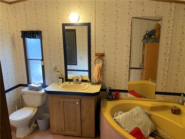 894 Martin Road, Starr, SC 29684