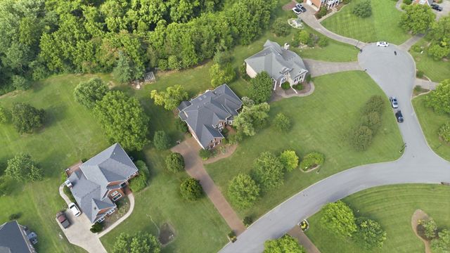 9236 Prestmoor Pl, Brentwood, TN 37027