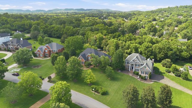 9236 Prestmoor Pl, Brentwood, TN 37027