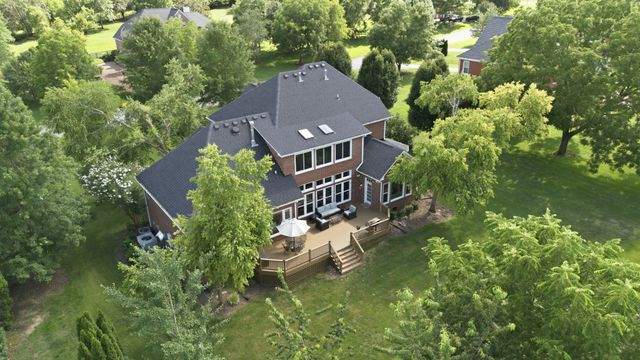 9236 Prestmoor Pl, Brentwood, TN 37027