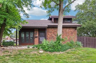 1031 Tavistock Circle, St Louis, MO 63129