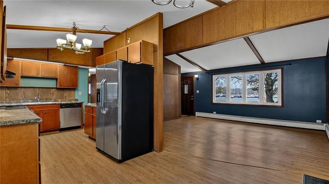 1210 14th Avenue, Baldwin, WI 54002