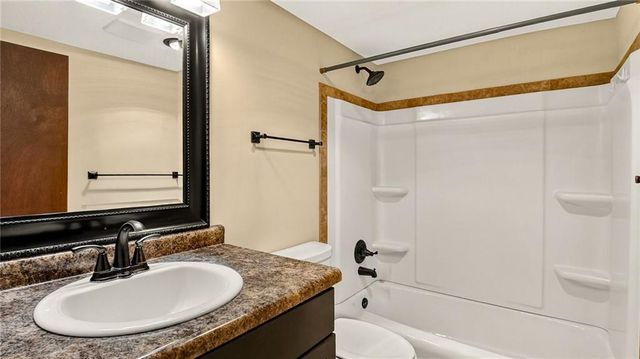 1210 14th Avenue, Baldwin, WI 54002