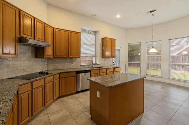 8804 Falcon View Drive, Mckinney, TX 75072