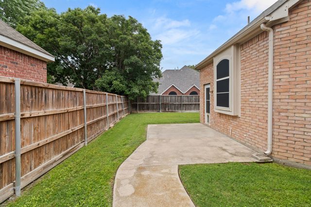8804 Falcon View Drive, Mckinney, TX 75072