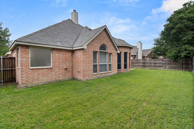 8804 Falcon View Drive, Mckinney, TX 75072