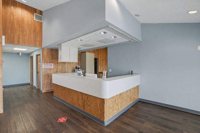 2450 Glenwood Avenue, Joliet, IL 60435