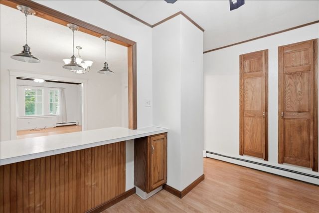 15 Walnut St, West Bridgewater, MA 02379