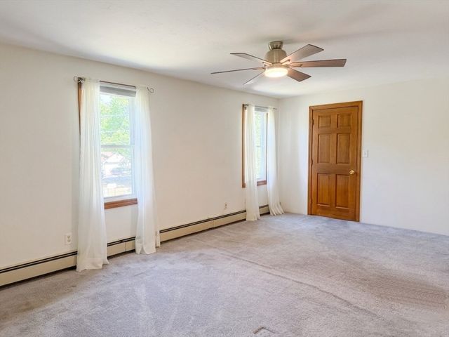 15 Walnut St, West Bridgewater, MA 02379