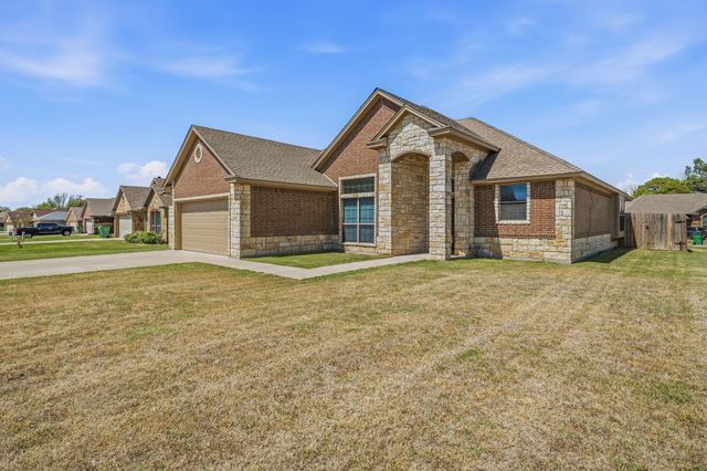 1325 Harpers Mill Road, Stephenville, TX 76401