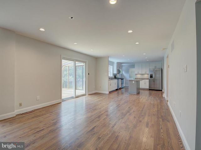 7323 WESTERLY LN, Mclean, VA 22101