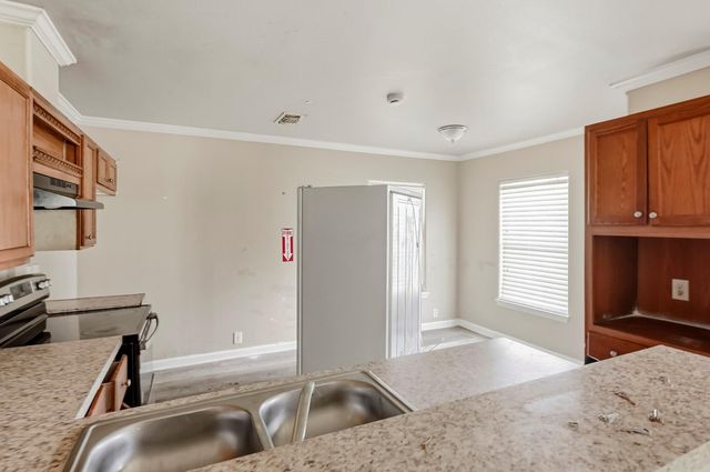 7446 Weyburn Street, Houston, TX 77028