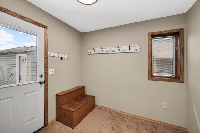 1834 Holton Street, Falcon Heights, MN 55113