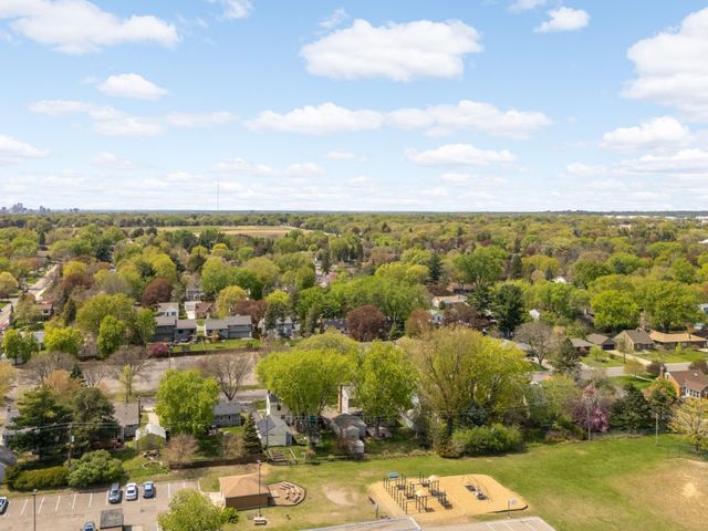 1834 Holton Street, Falcon Heights, MN 55113