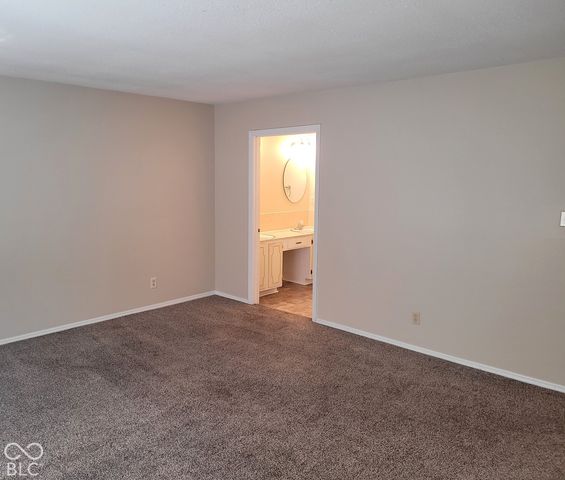 6515 Park Central Way C, Indianapolis, IN 46060