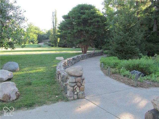 6515 Park Central Way C, Indianapolis, IN 46060