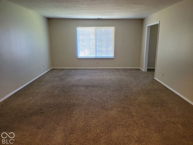 6515 Park Central Way C, Indianapolis, IN 46060