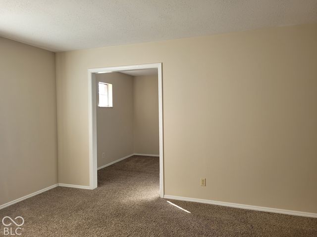 6515 Park Central Way C, Indianapolis, IN 46060
