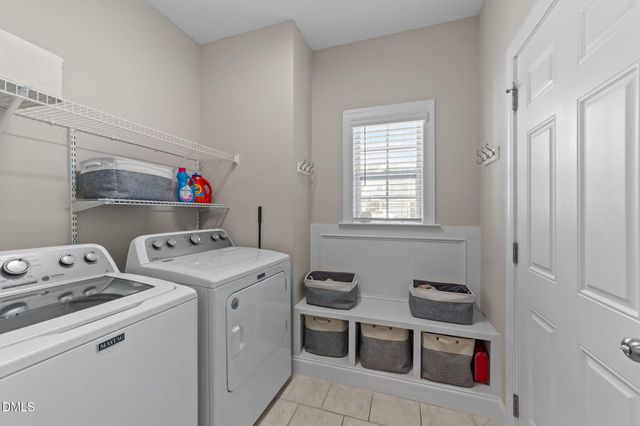 525 Barneswyck Drive, Fuquay Varina, NC 27526