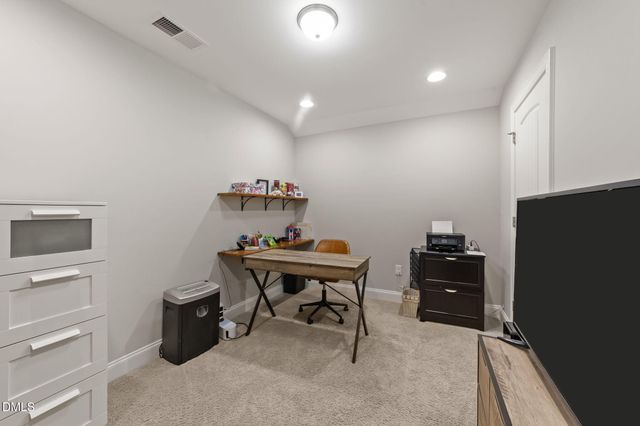 525 Barneswyck Drive, Fuquay Varina, NC 27526