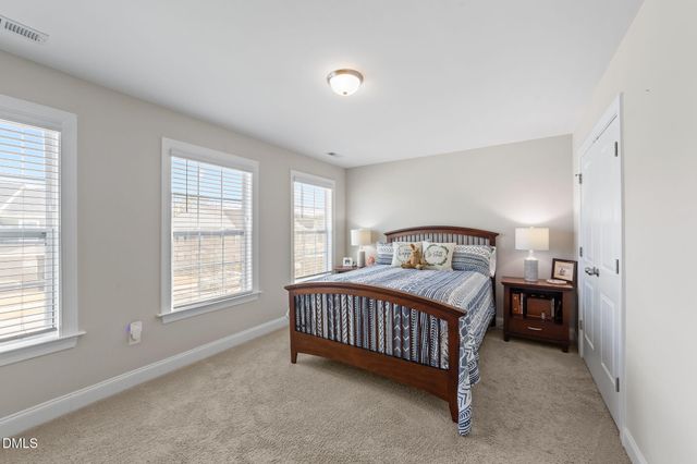 525 Barneswyck Drive, Fuquay Varina, NC 27526