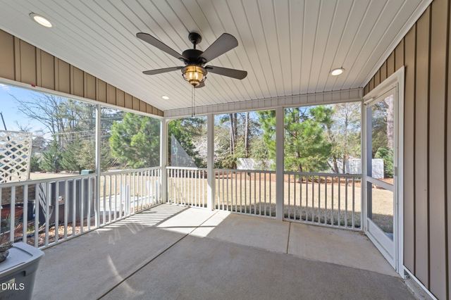 525 Barneswyck Drive, Fuquay Varina, NC 27526