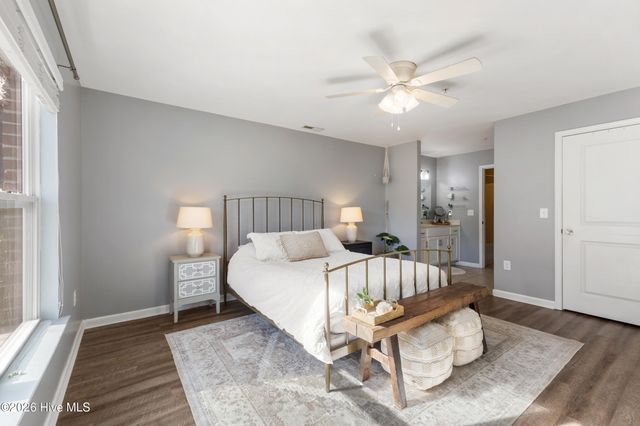 4429 Jay Bird Circle Unit 105, Wilmington, NC 28412