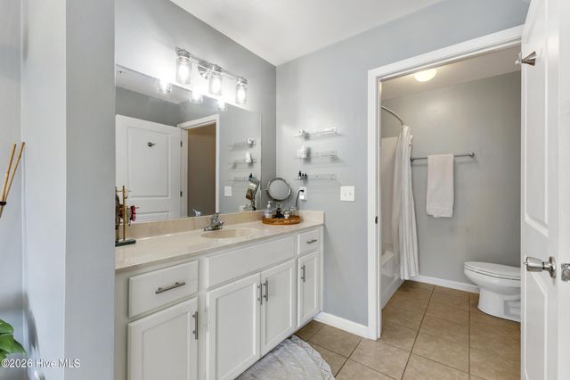 4429 Jay Bird Circle Unit 105, Wilmington, NC 28412