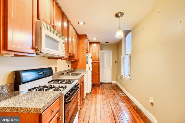 2008 ROCKROSE AVE, Baltimore, MD 21211