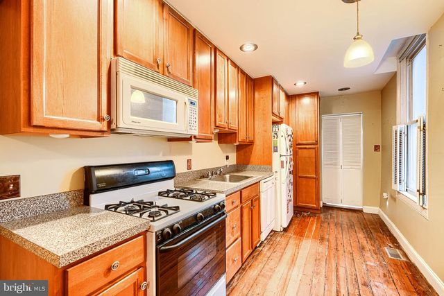 2008 ROCKROSE AVE, Baltimore, MD 21211