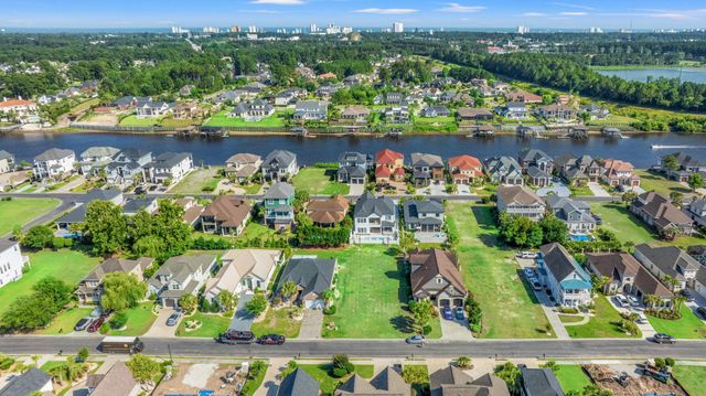 912 Shipmaster Ave., Myrtle Beach, SC 29579