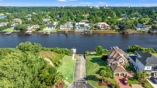 912 Shipmaster Ave., Myrtle Beach, SC 29579