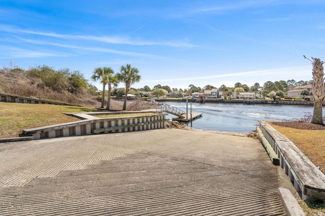 912 Shipmaster Ave., Myrtle Beach, SC 29579