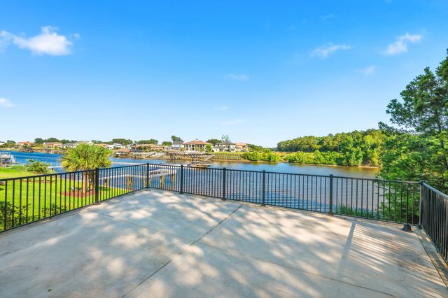 912 Shipmaster Ave., Myrtle Beach, SC 29579